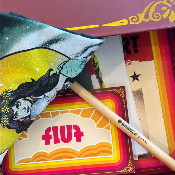 RARE Premium Fluf Investigation Case - Picture 7 of 7